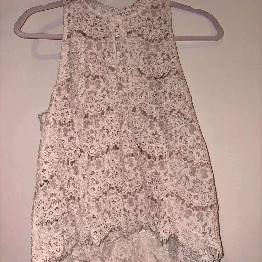 love, Fire Cream Lace High-Neck Sleeveless Camisole